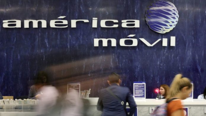 América Móvil compra a Telefónica en Guatemala y El Salvador