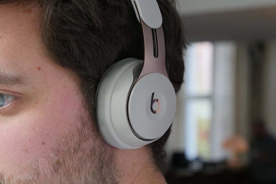 Beats presenta sus nuevos audífonos Solo Pro
