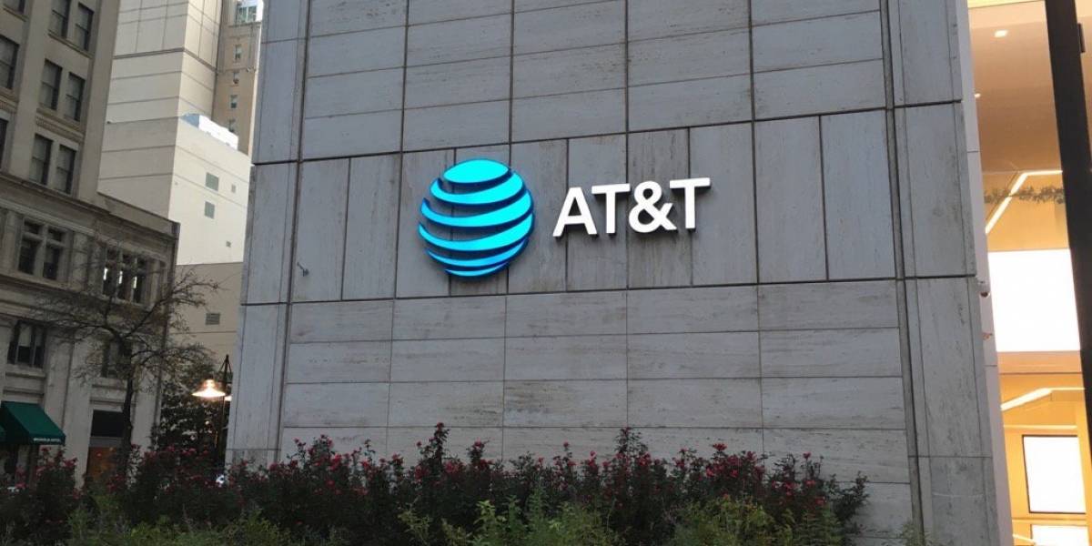 Profeco dice que AT&T no puede realizar un cobro extra a sus usuarios